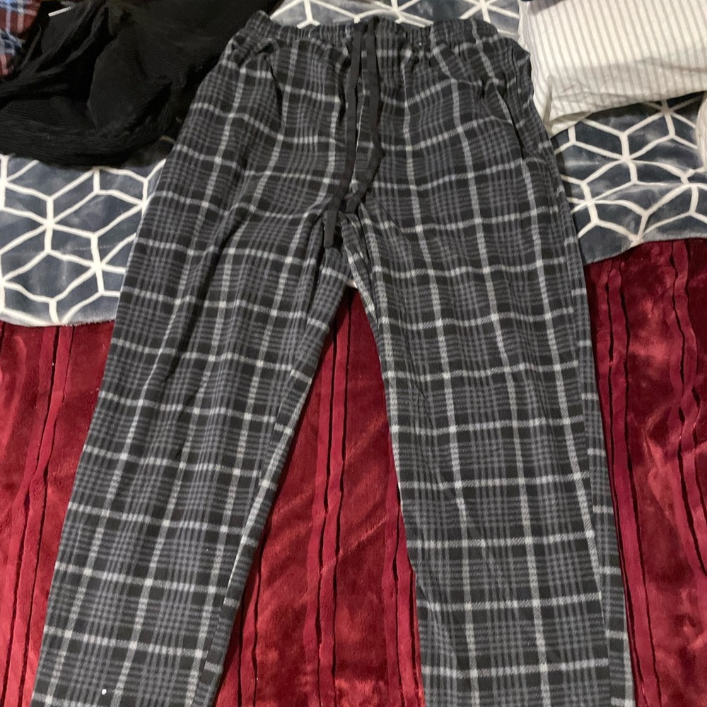 Used - Picture 2 of 2